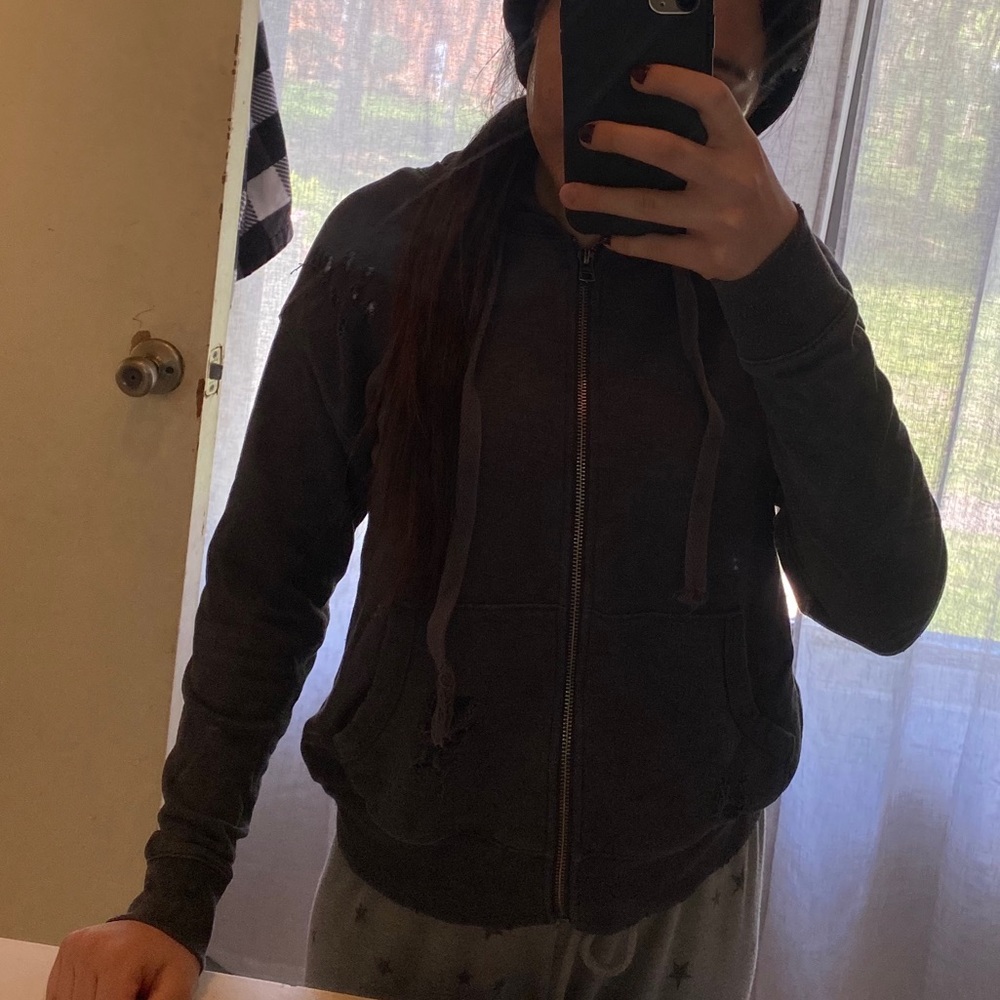 american eagle outfitters sweatshirt